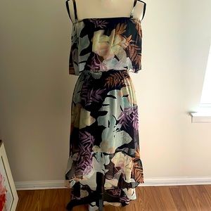 Mods international hi-lo fully lined dress